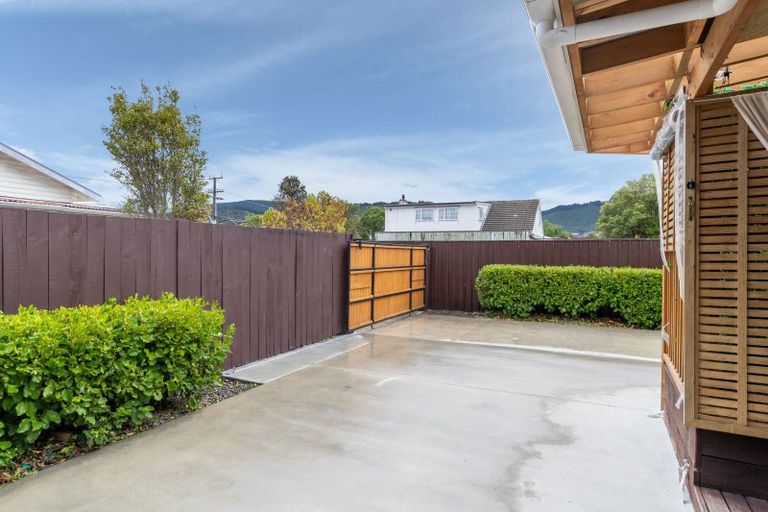 Photo of property in 12a Moonshine Road, Trentham, Upper Hutt, 5018