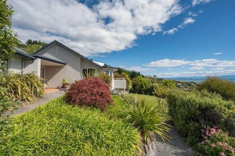 Photo of property in 6 Cape View, Atawhai, Nelson, 7010