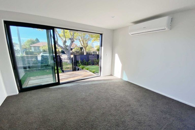 Photo of property in 2/60 Linwood Avenue, Linwood, Christchurch, 8011