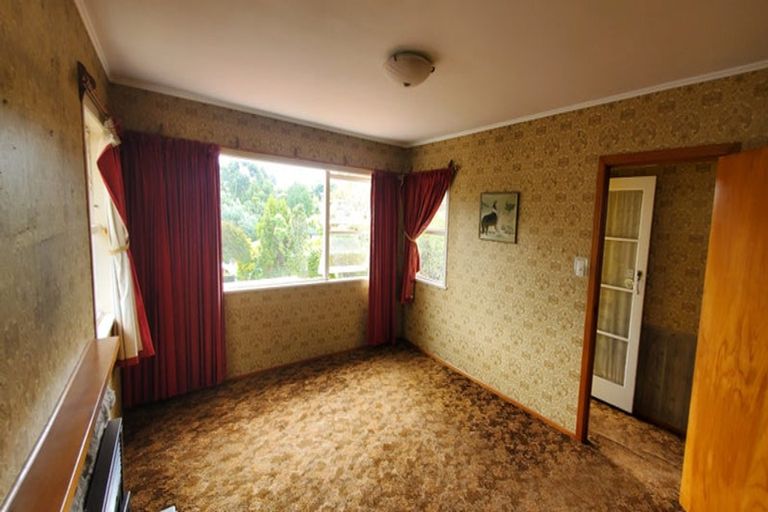 Photo of property in 71 Marlborough Avenue, Glenfield, Auckland, 0629