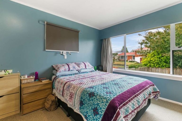 Photo of property in 16 Springfield Crescent, Enderley, Hamilton, 3214