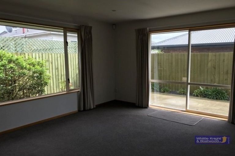 Photo of property in 19a Broadbent Street, Riccarton, Christchurch, 8041