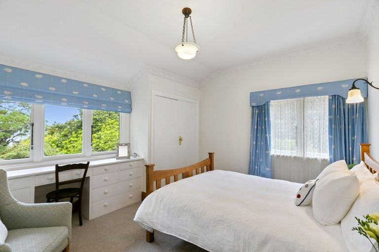 Photo of property in 46 Nicholson Road, Khandallah, Wellington, 6035