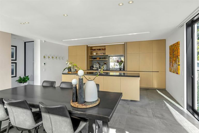 Photo of property in 2 Marriner Street, Sumner, Christchurch, 8081