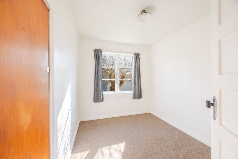 Photo of property in 21 Great North Road, Waipawa, 4210