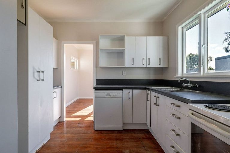 Photo of property in 37 Worcester Street, West End, Palmerston North, 4410