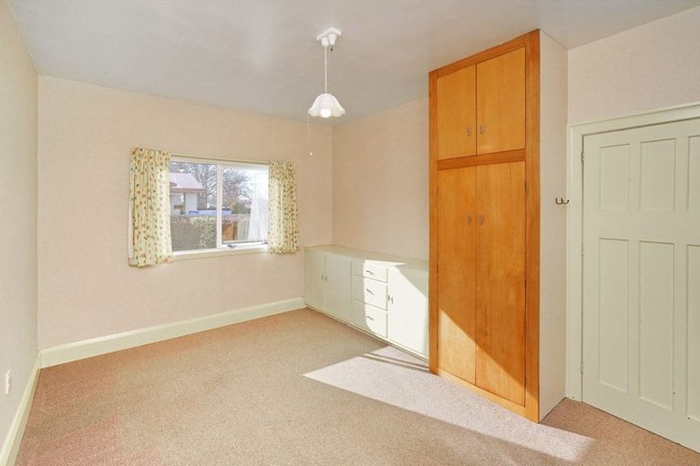 Photo of property in 37 Somerfield Street, Somerfield, Christchurch, 8024