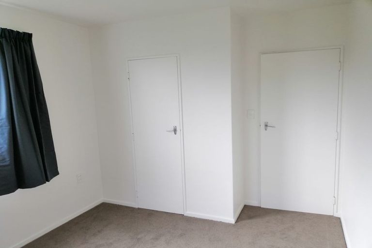 Photo of property in 13 Haven Grove, Naenae, Lower Hutt, 5011