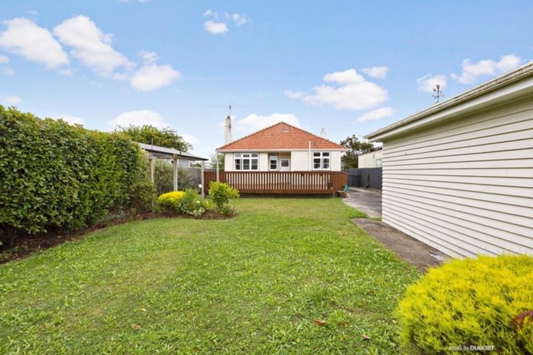 Photo of property in 60 Pine Avenue, Ebdentown, Upper Hutt, 5018