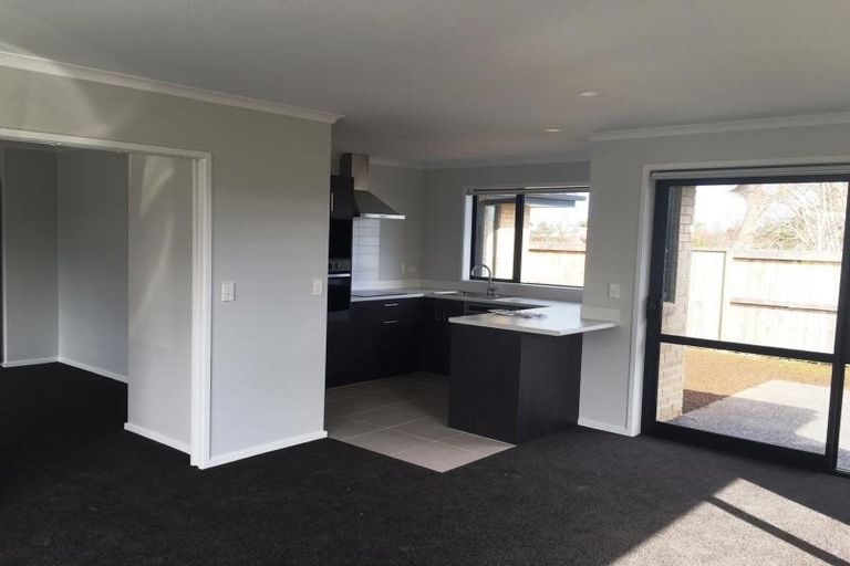 Photo of property in 18 Oolong Court, Huntington, Hamilton, 3210