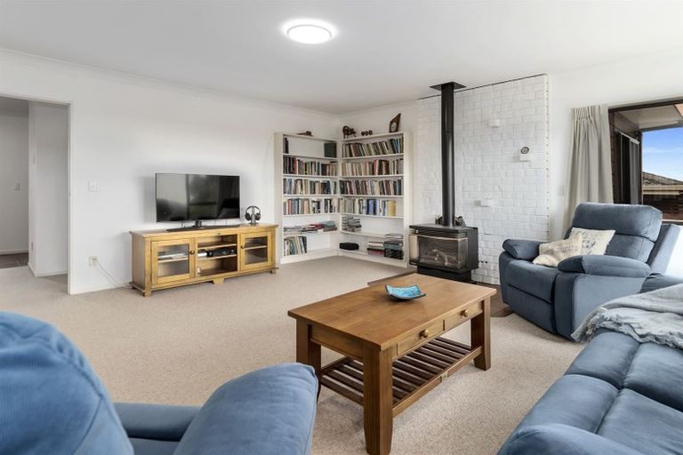 Photo of property in 5 Holmburn Street, Welcome Bay, Tauranga, 3112