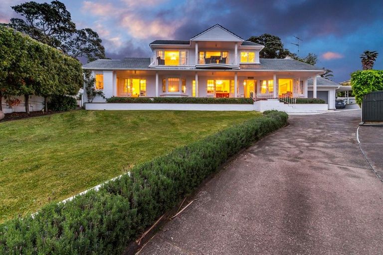 Photo of property in 2/57 Rock Isle Road, Torbay, Auckland, 0630