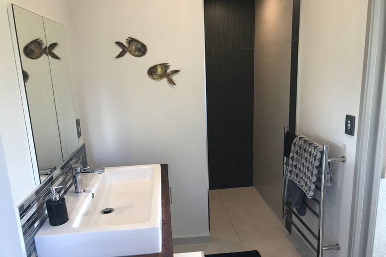 Photo of property in 4 Broadview Road, Opua, 0200