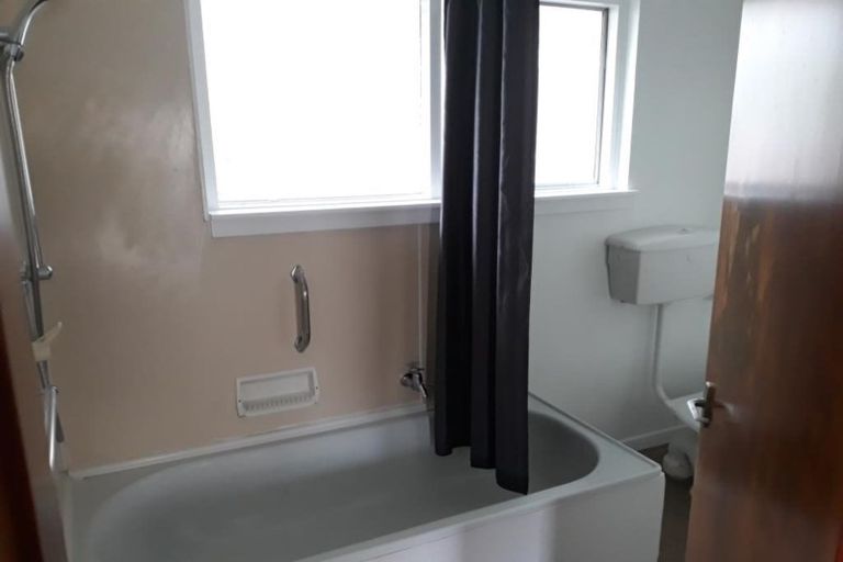 Photo of property in 3/127 Clarence Street, Riccarton, Christchurch, 8011