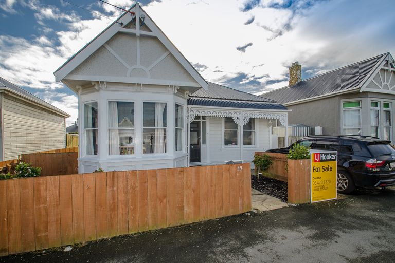 Photo of property in 42 Douglas Street, Saint Kilda, Dunedin, 9012