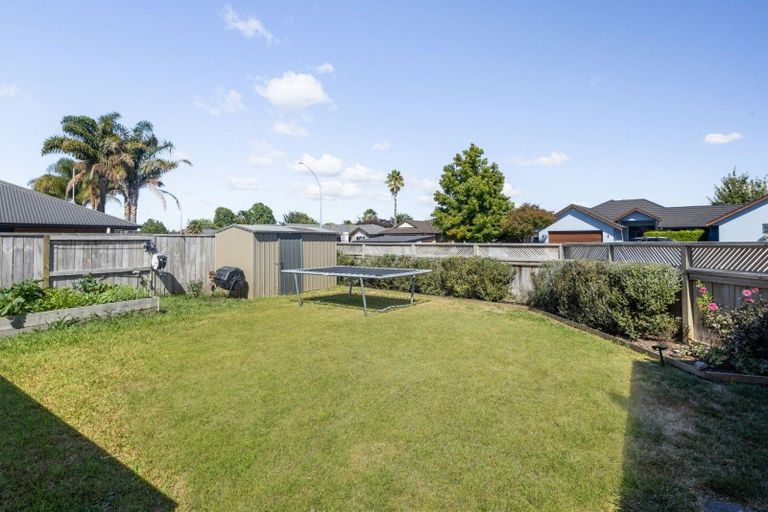 Photo of property in 2 Coleraine Drive, Rototuna, Hamilton, 3210