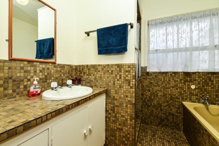 Photo of property in 11b Clare Street, Cambridge, 3434