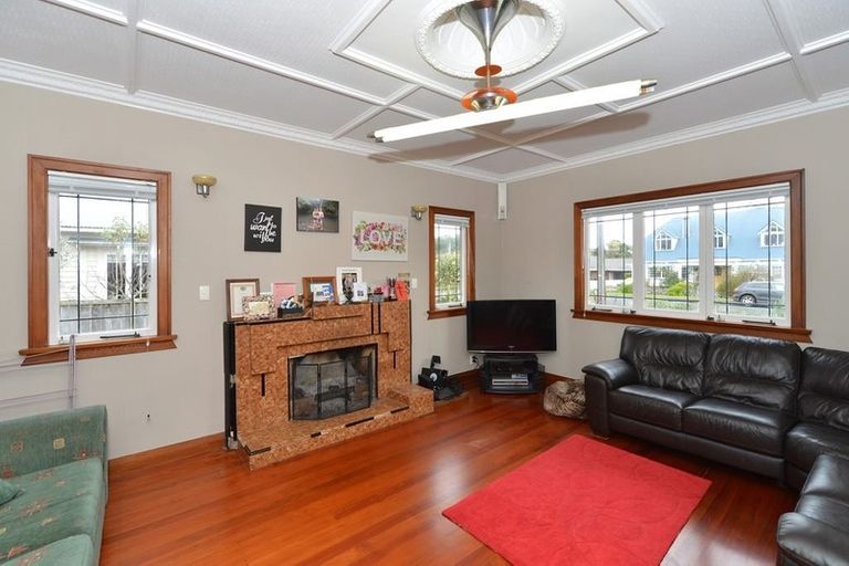 Photo of property in 10 Dinniss Avenue, Regent, Whangarei, 0112