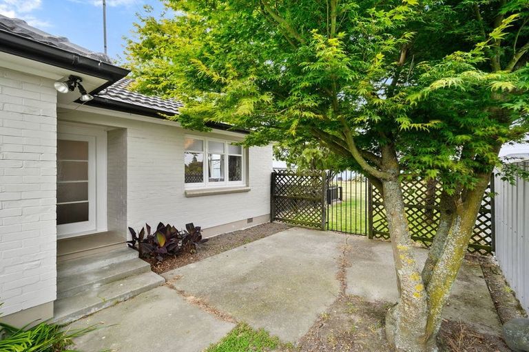 Photo of property in 72 Mcmurdo Street, Tinwald, Ashburton, 7700