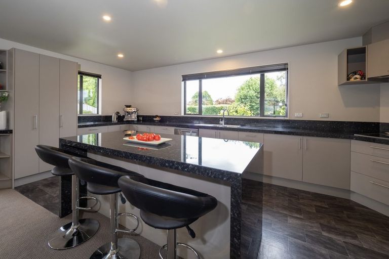 Photo of property in 17 Farm Road, Allenton, Ashburton, 7700