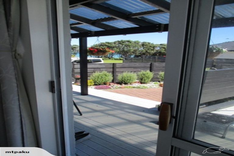 Photo of property in 10 Halse Place, Opunake, 4616