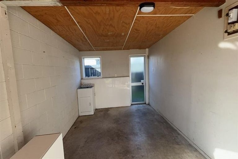 Photo of property in 1a Magnolia Drive, Waiuku, 2123