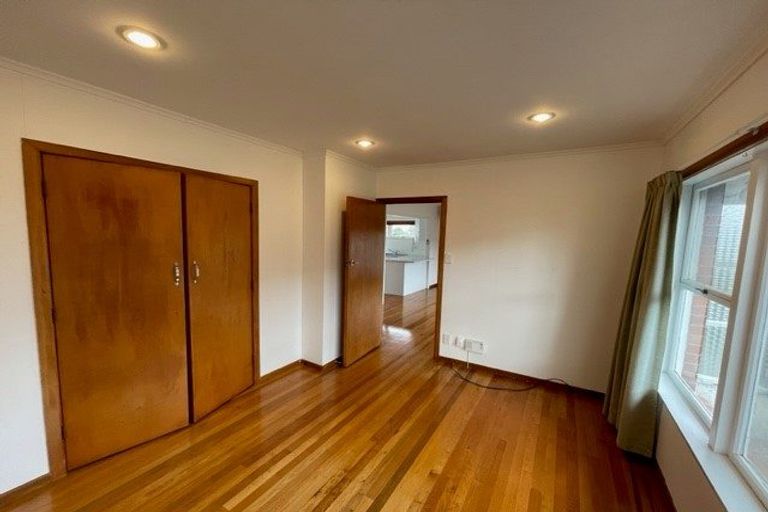Photo of property in 4/87 Lake Road, Belmont, Auckland, 0622