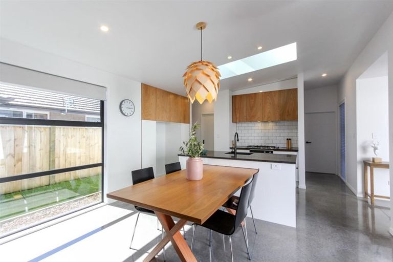 Photo of property in 41 Cyrus Street, Whalers Gate, New Plymouth, 4310