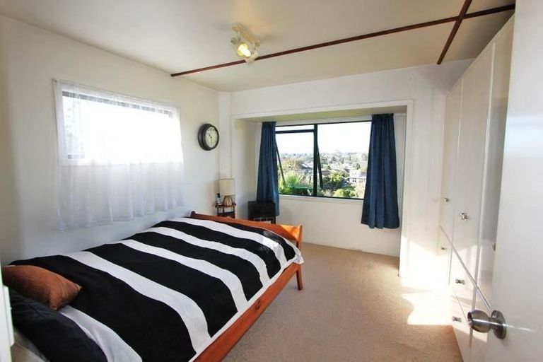 Photo of property in 53 Don Buck Road, Massey, Auckland, 0614