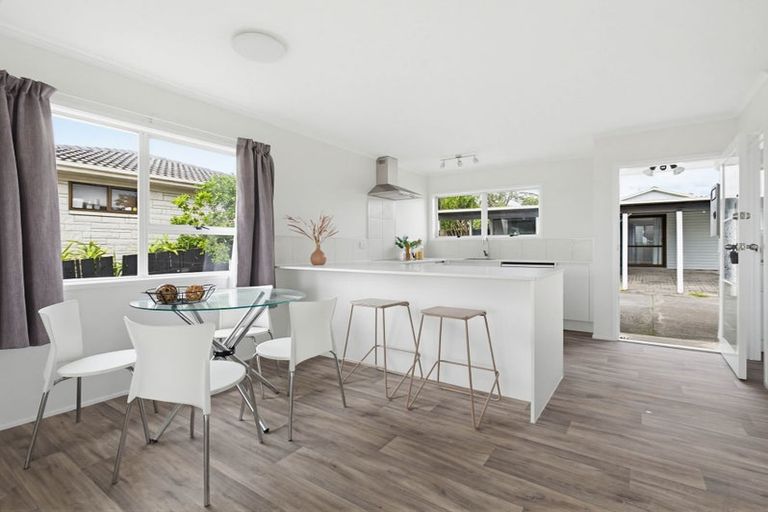 Photo of property in 52 Zelda Avenue, Clover Park, Auckland, 2023