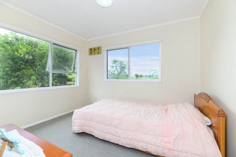 Photo of property in 7 Darcy Place, Massey, Auckland, 0614