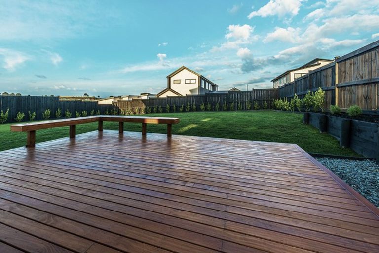 Photo of property in 9 Hapukupuku Avenue, Beachlands, Auckland, 2018