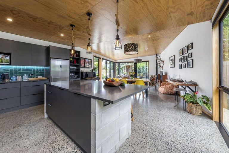 Photo of property in 59 The Circle, Manly, Whangaparaoa, 0930