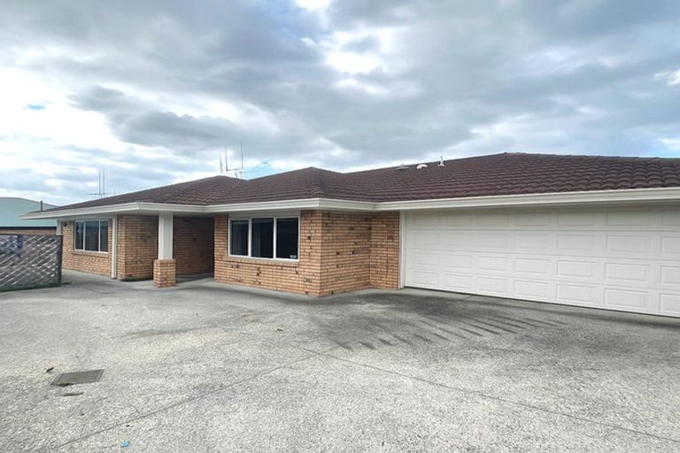 Photo of property in 30 Stableford Drive, Pyes Pa, Tauranga, 3112