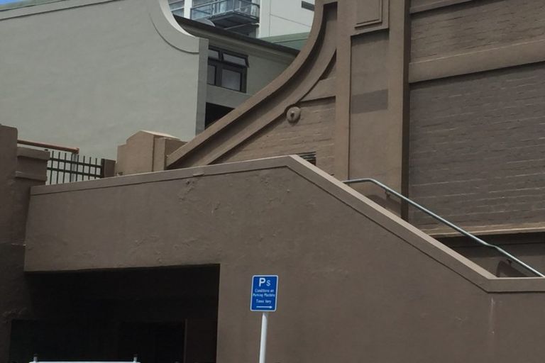 Photo of property in Mendosa Terraces Apartments, 20/9 Ebor Street, Te Aro, Wellington, 6011