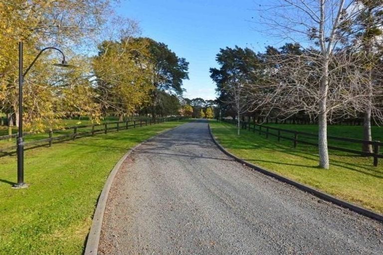 Photo of property in 285 Sutton Road, Drury, Papakura, 2584