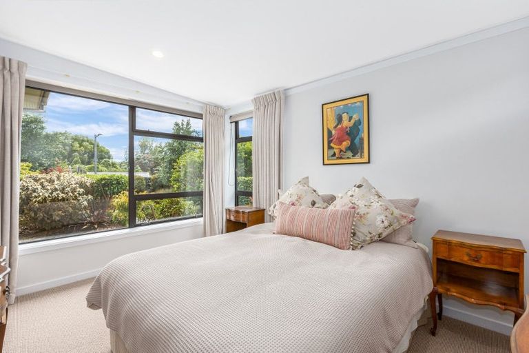 Photo of property in 6 Ferndale Drive, Waikanae, 5036