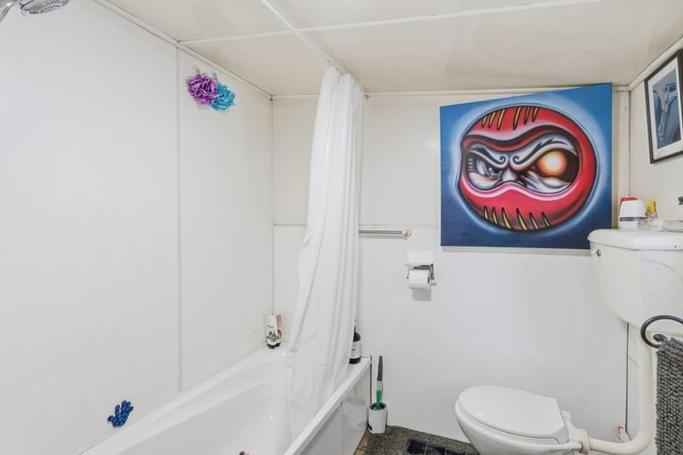 Photo of property in 715 Bluff Highway, Clifton, Invercargill, 9877