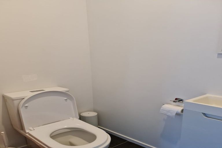 Photo of property in 22b Mandalay Terrace, Khandallah, Wellington, 6035