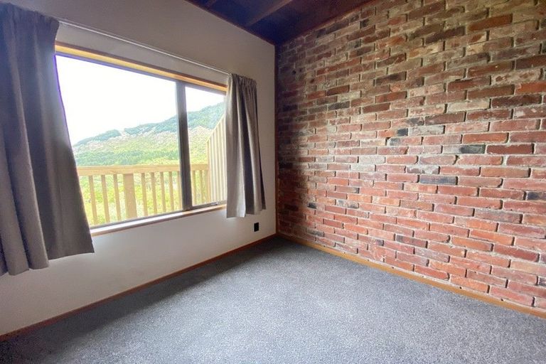 Photo of property in 24b Mckerrow Place, Sunshine Bay, Queenstown, 9300