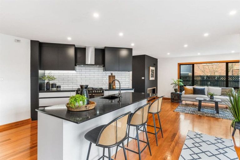 Photo of property in 15 Blarney Place, Casebrook, Christchurch, 8051