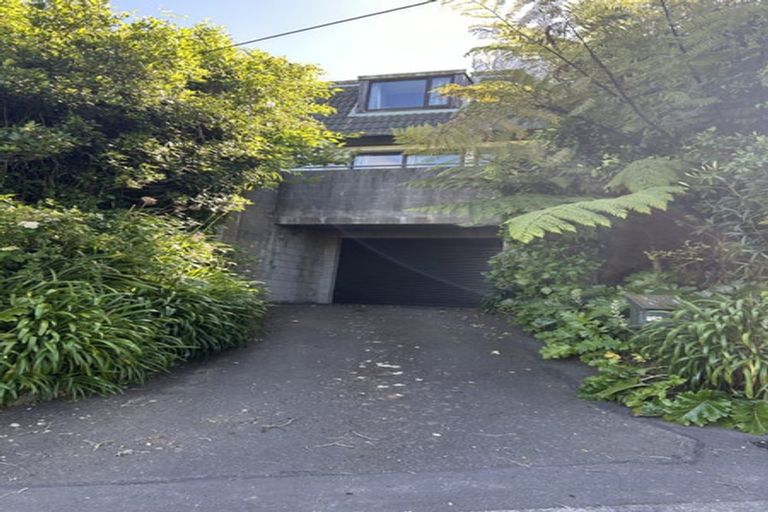 Photo of property in 3a Donald Crescent, Karori, Wellington, 6012