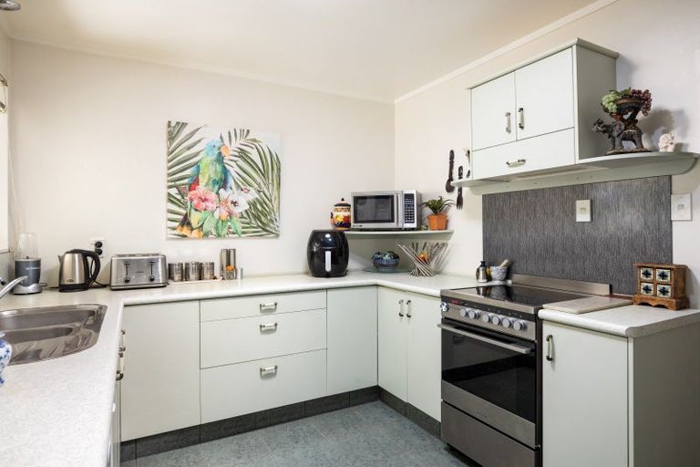 Photo of property in 53 Barrett Road, Whalers Gate, New Plymouth, 4310