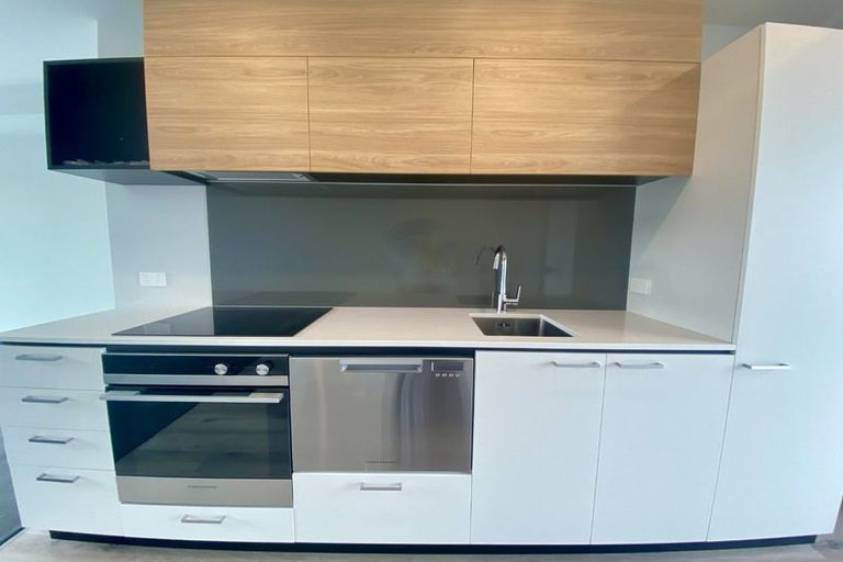 Photo of property in 10/24 Percy Street, Phillipstown, Christchurch, 8011