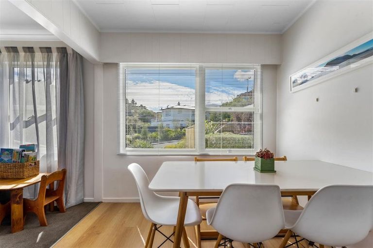 Photo of property in 68 Arapiki Road, Stoke, Nelson, 7011