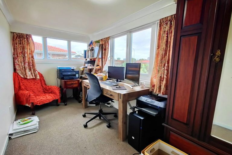 Photo of property in 10 Reagan Road, Manukau, Auckland, 2025