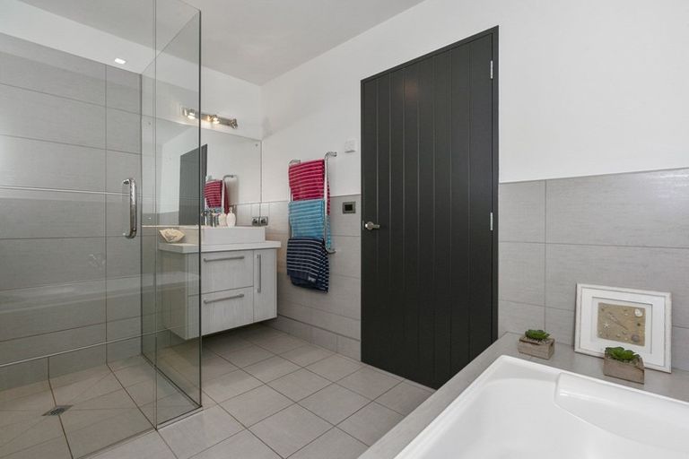 Photo of property in 220 Tirohanga Road, North Taieri, Mosgiel, 9092