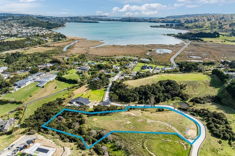 Photo of property in 4 Karamu Way, Pauatahanui, 5381