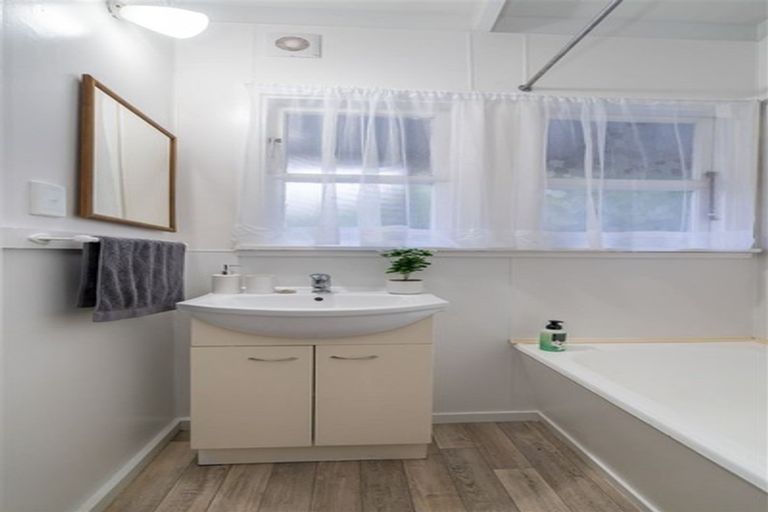 Photo of property in 2b Orbell Street, Dalmore, Dunedin, 9010