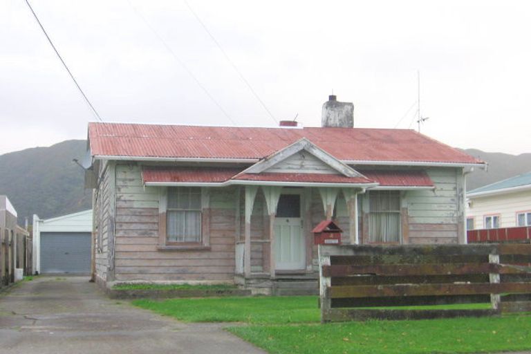 Photo of property in 4 Baldwin Street, Moera, Lower Hutt, 5010